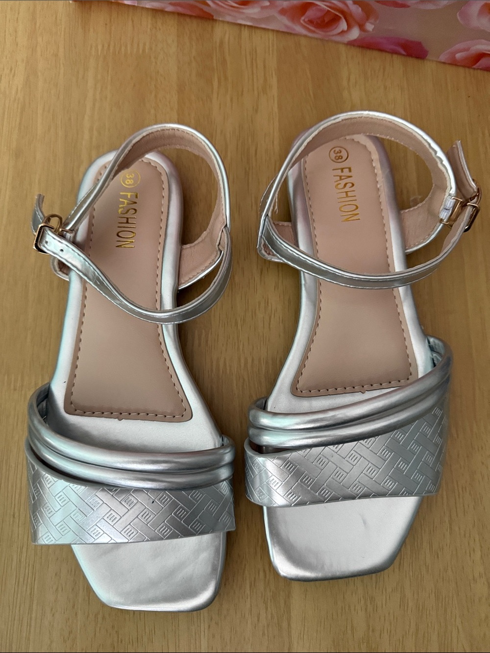 Fashion Silver Ankle-Strap Women's Sandals